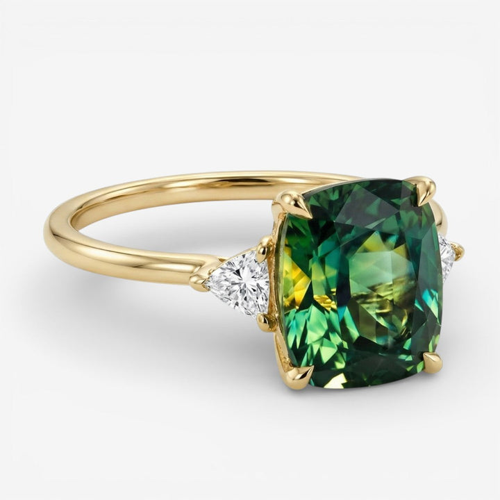 Lycka - Goldring mit grünen Zirkonia