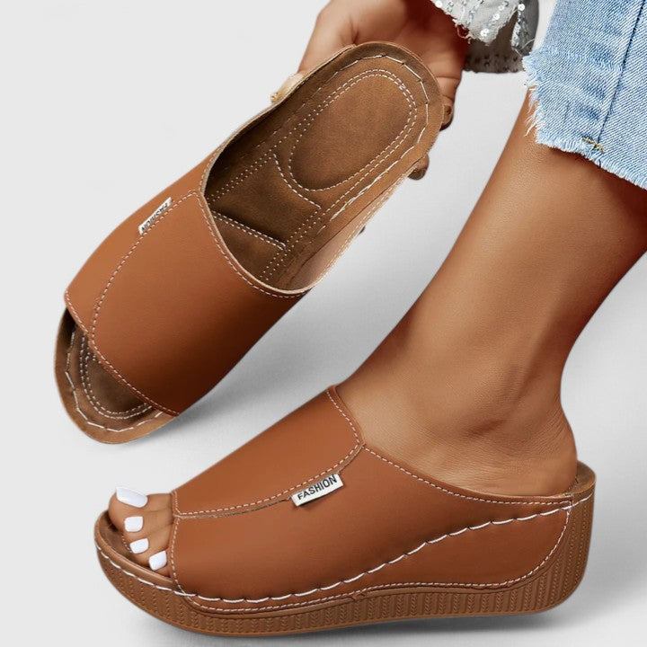 Yke | Orthopädische Sandalen