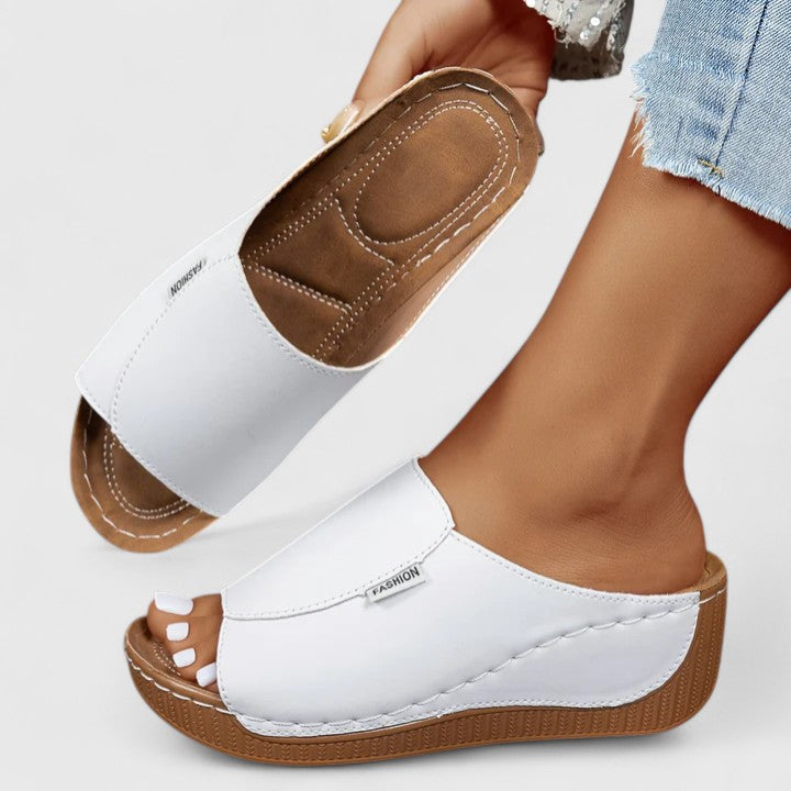 Yke | Orthopädische Sandalen