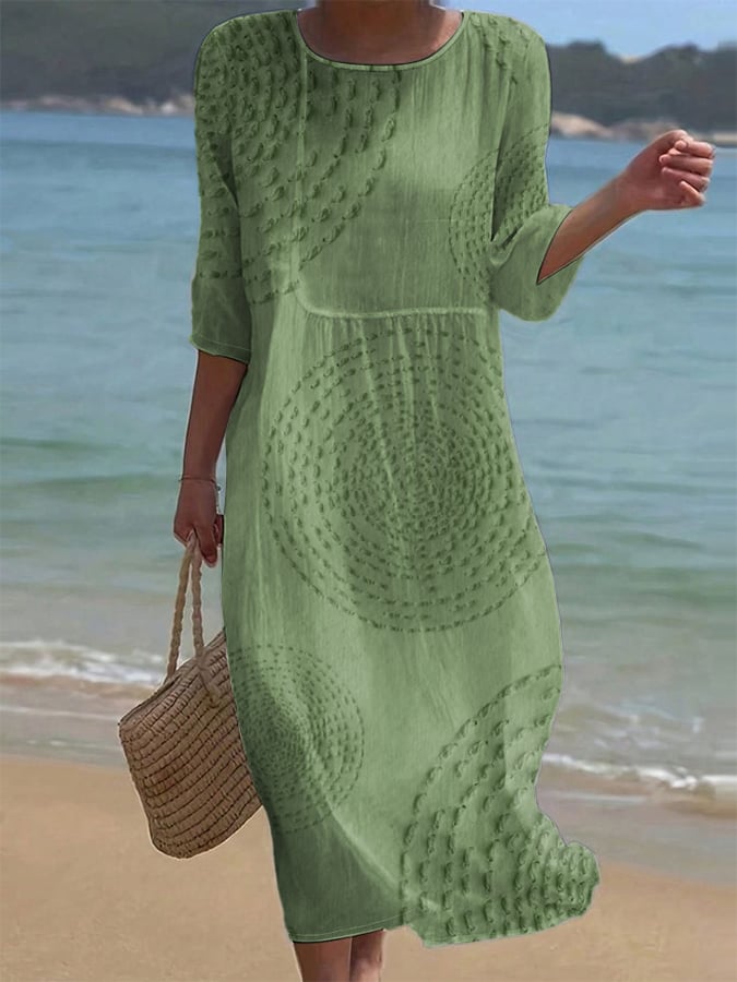 Clémence - Freizeitkleid für Damen mit Stickereien.