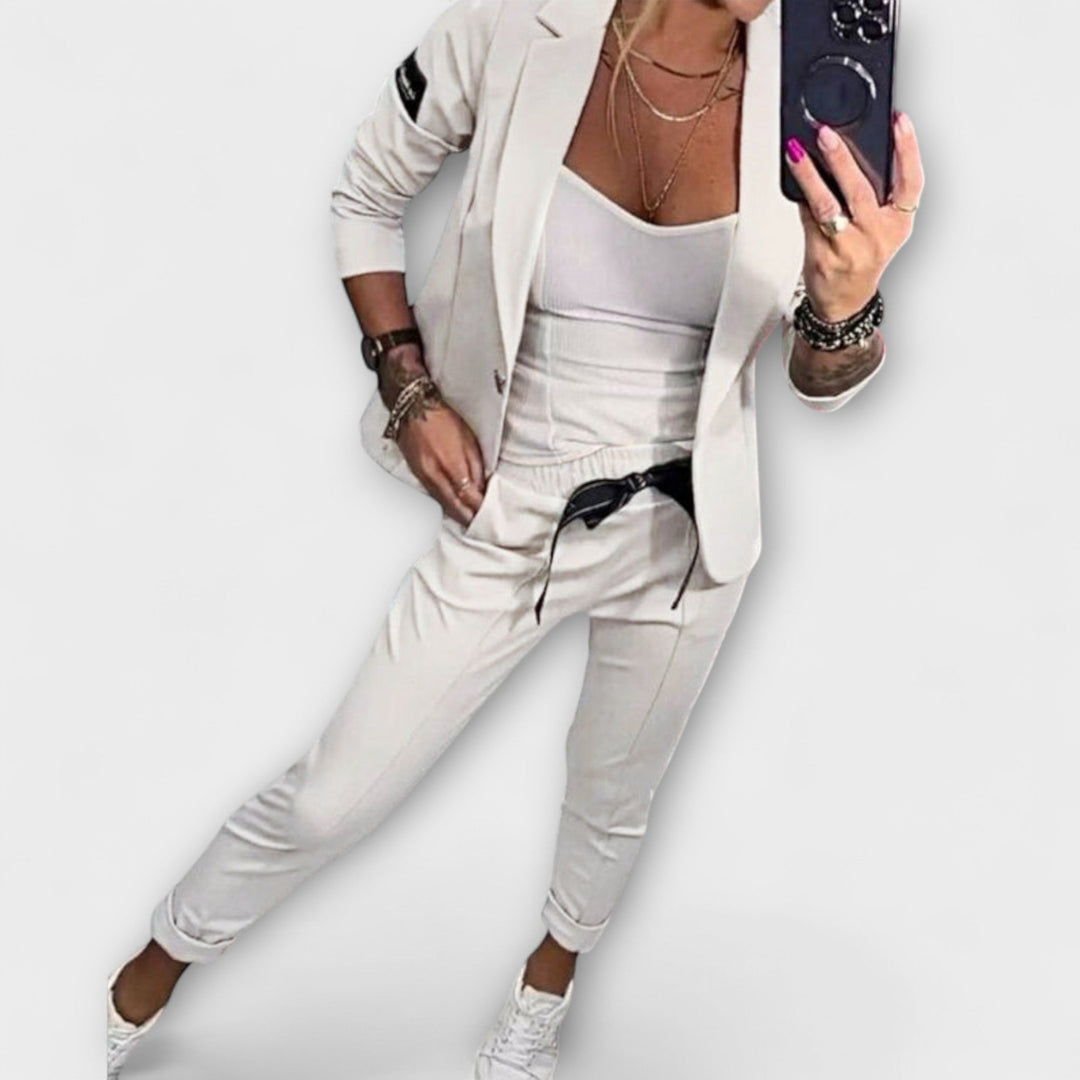 Greta | Elegantes Set aus Top, Jacke und Hose