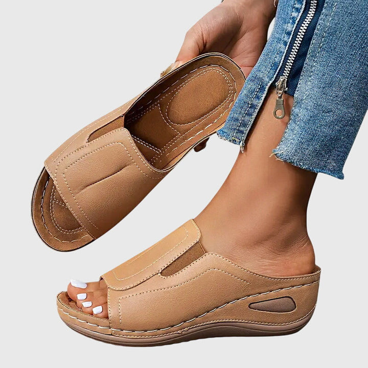 Julia | Orthopädische Sandalen
