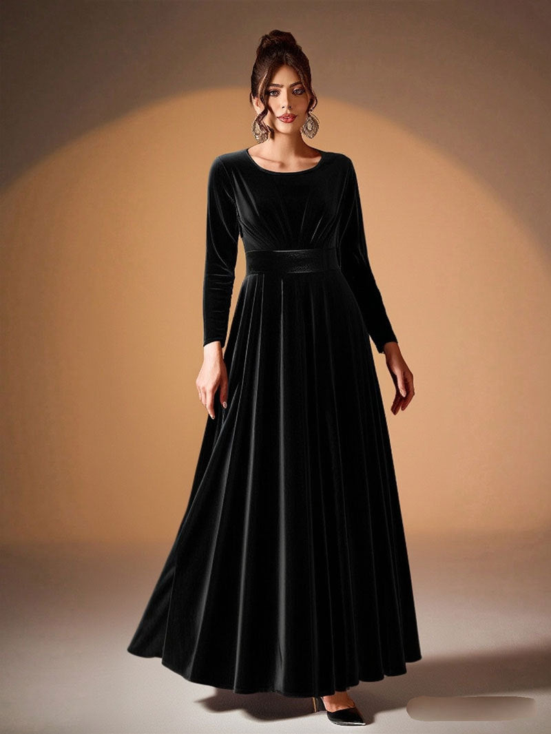 Tilda | Maxikleid aus Samt mit langen Ärmeln