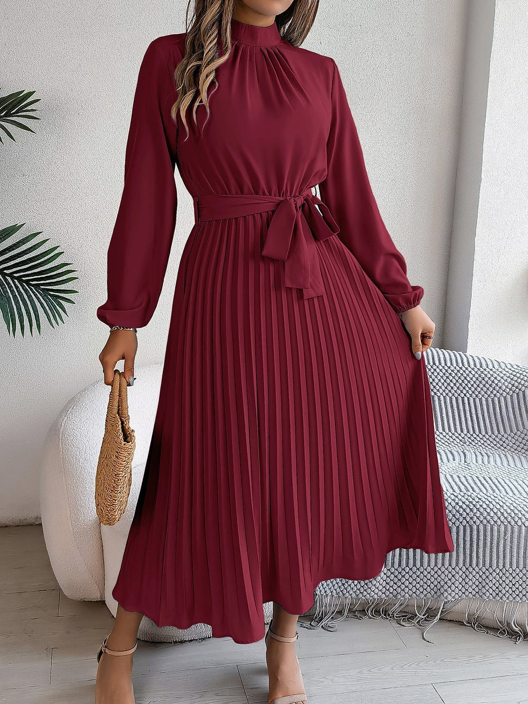 Nynke | Maxi Plissé Kleid mit Gürtel