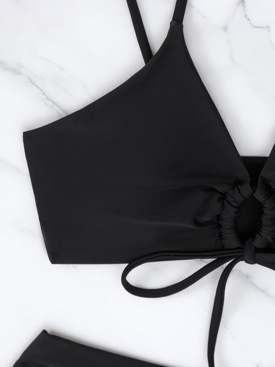 Miranda | Zweiteiliges Bikini-Set mit Knoten vorne