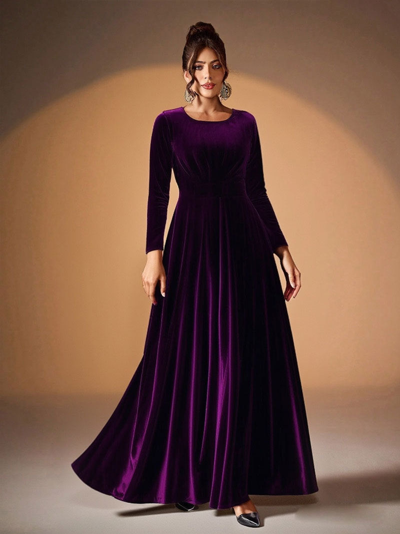 Tilda | Maxi Kleid aus Samt mit langen Ärmeln