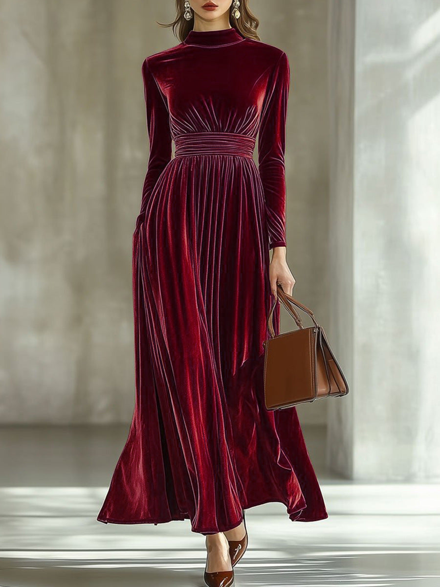 Mariska | Maxikleid aus Plissé-Velours
