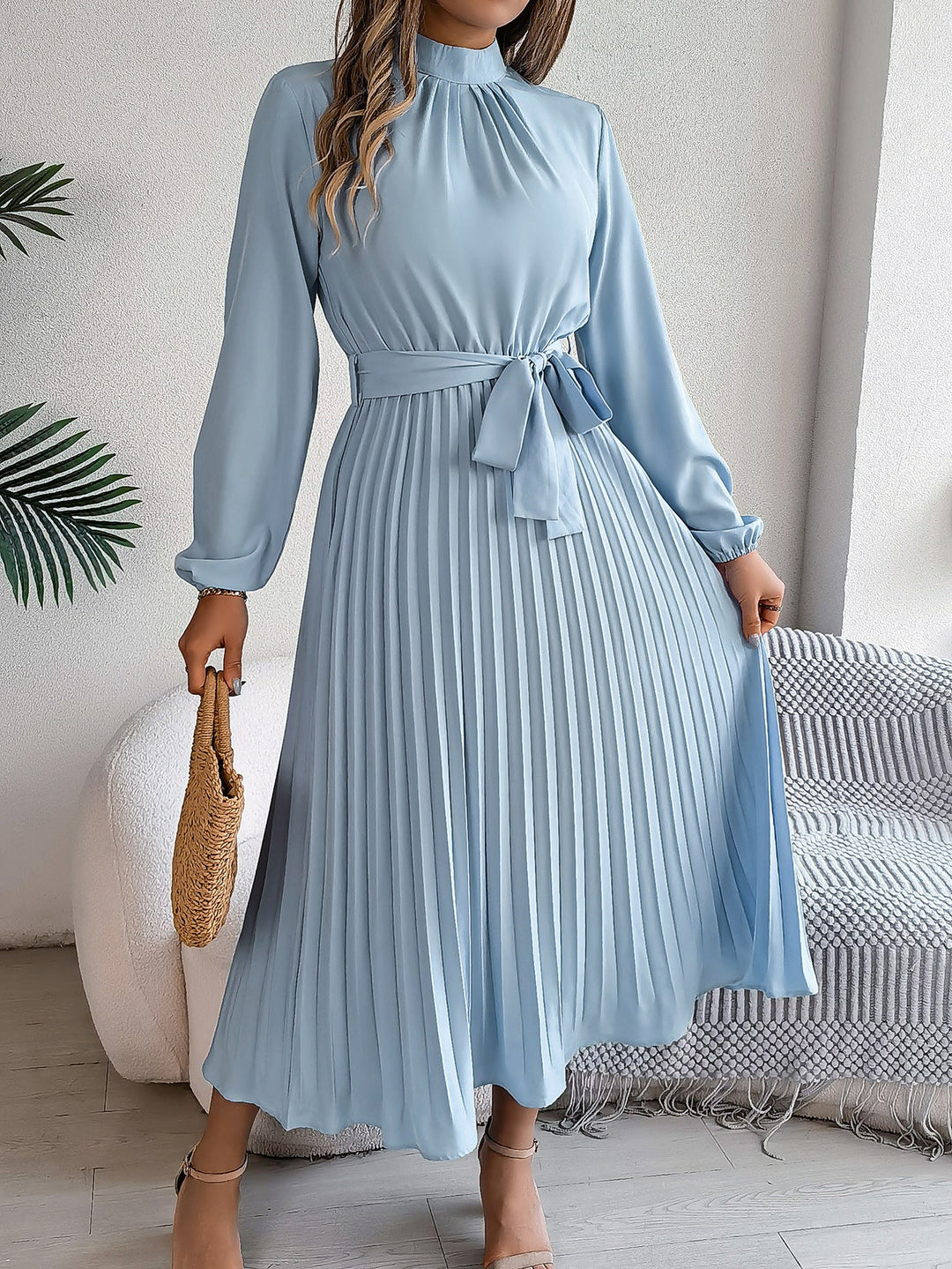 Nynke | Maxi Plissee Kleid mit Gürtel