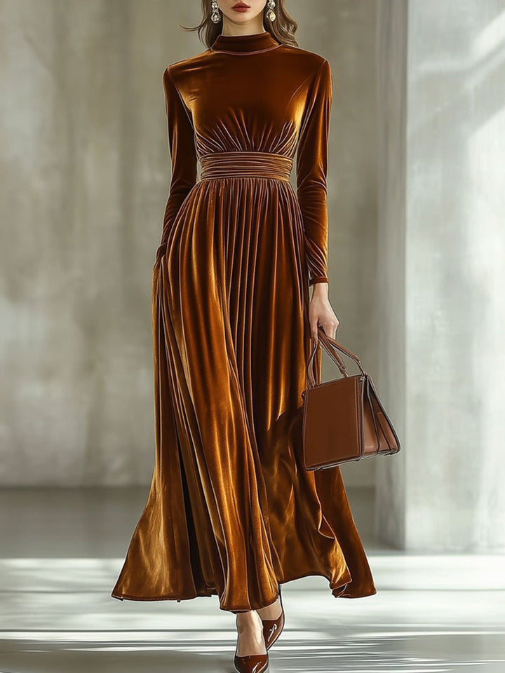 Mariska | Maxikleid aus Plissé-Velours
