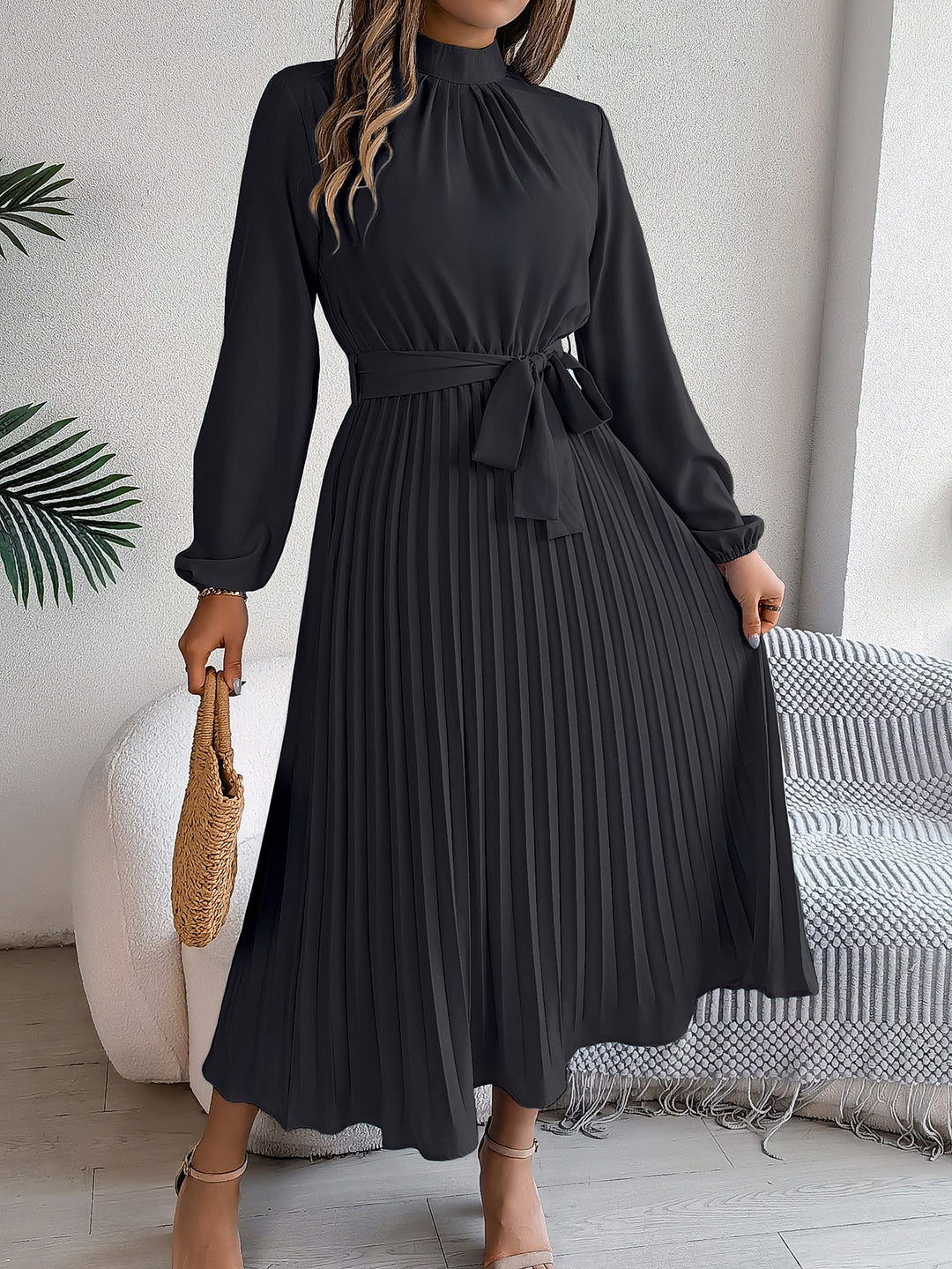 Nynke | Maxi Plissé Kleid mit Gürtel
