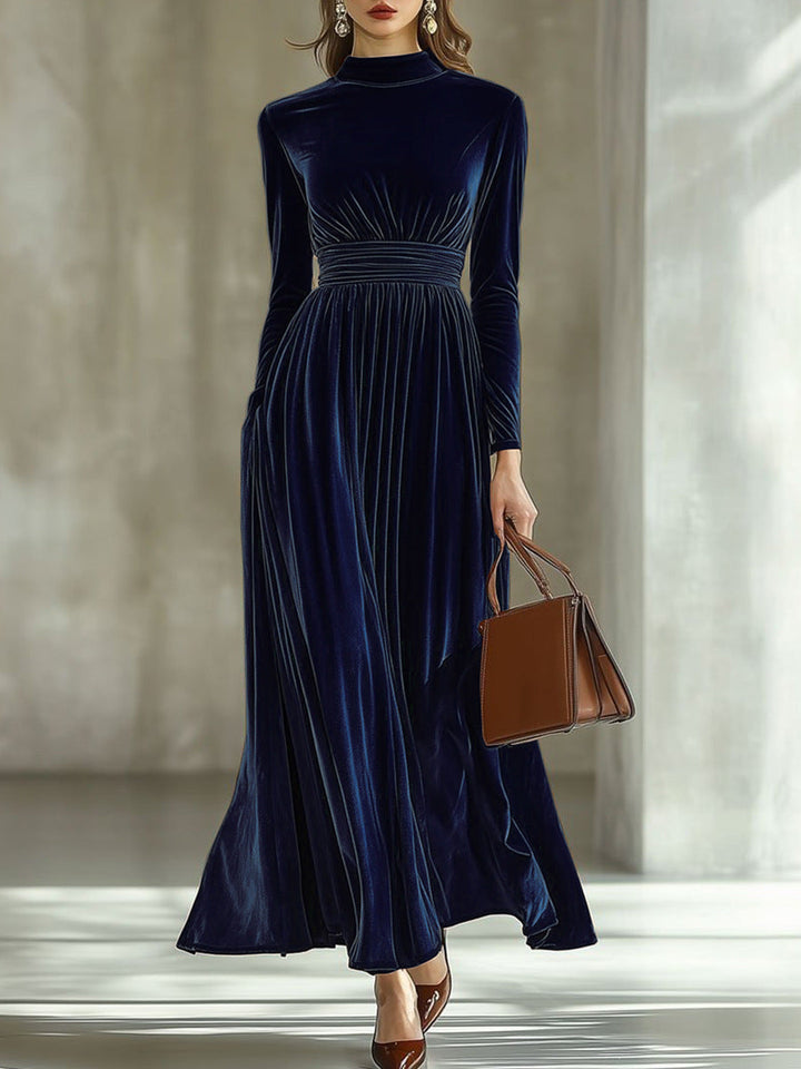 Mariska | Maxikleid aus Plissé-Velours