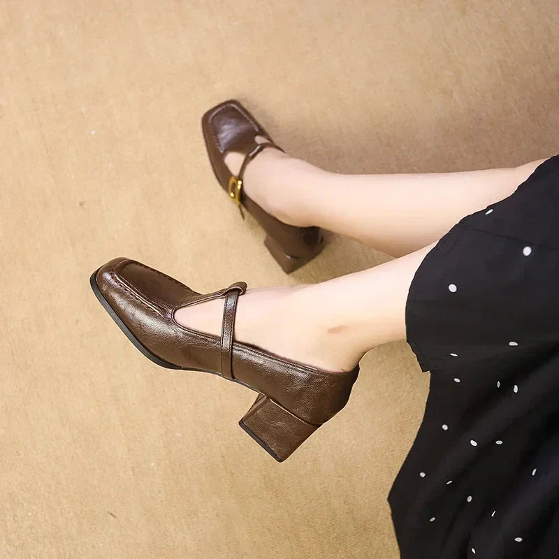 Monique | Französische Mary Janes