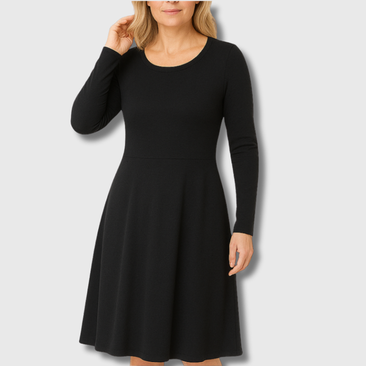Isa | Klassisches Kleid mit langen, auslaufenden Ärmeln