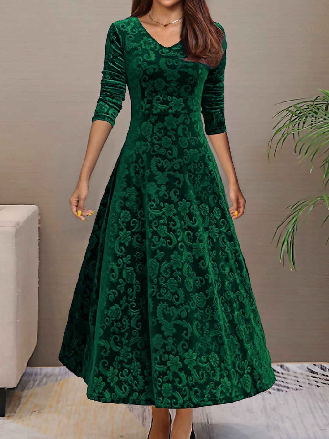 Carine | Elegantes Samtkleid für Feiertage