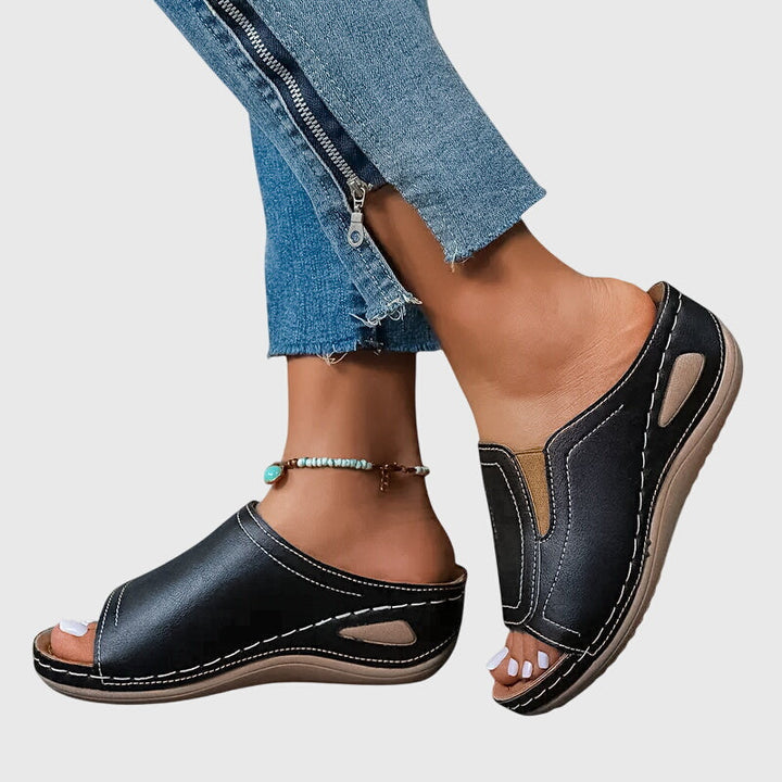 Julia | Orthopädische Sandalen