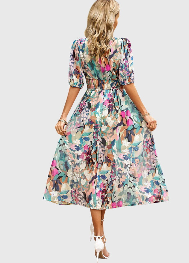 Olga | Flatternde Midi Blumenkleid