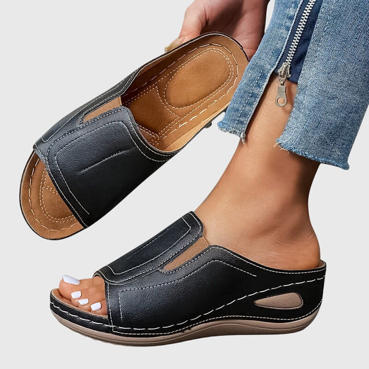 Julia | Orthopädische Sandalen
