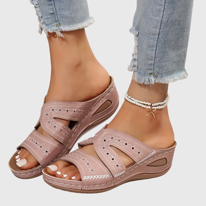 Leichte orthopädische Sandalen Noëlle