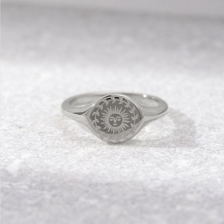 Goldener Ring für die Sommersonnenwende