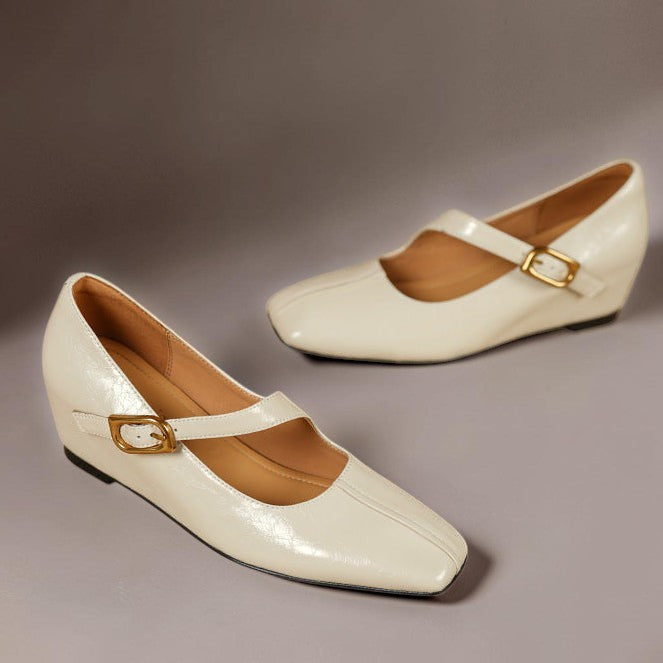 TESS | LEREN MARY JANES MIT VIERKANTER SPITZE