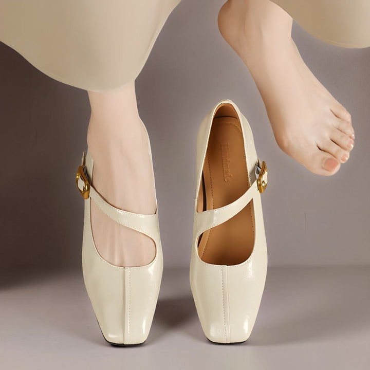 TESS | LEREN MARY JANES MIT VIERKANTER SPITZE
